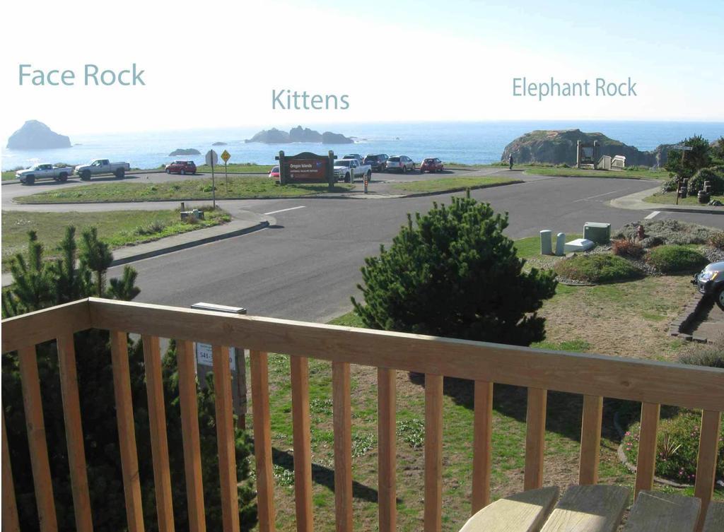 Coquille Point Condo Bandon Room photo